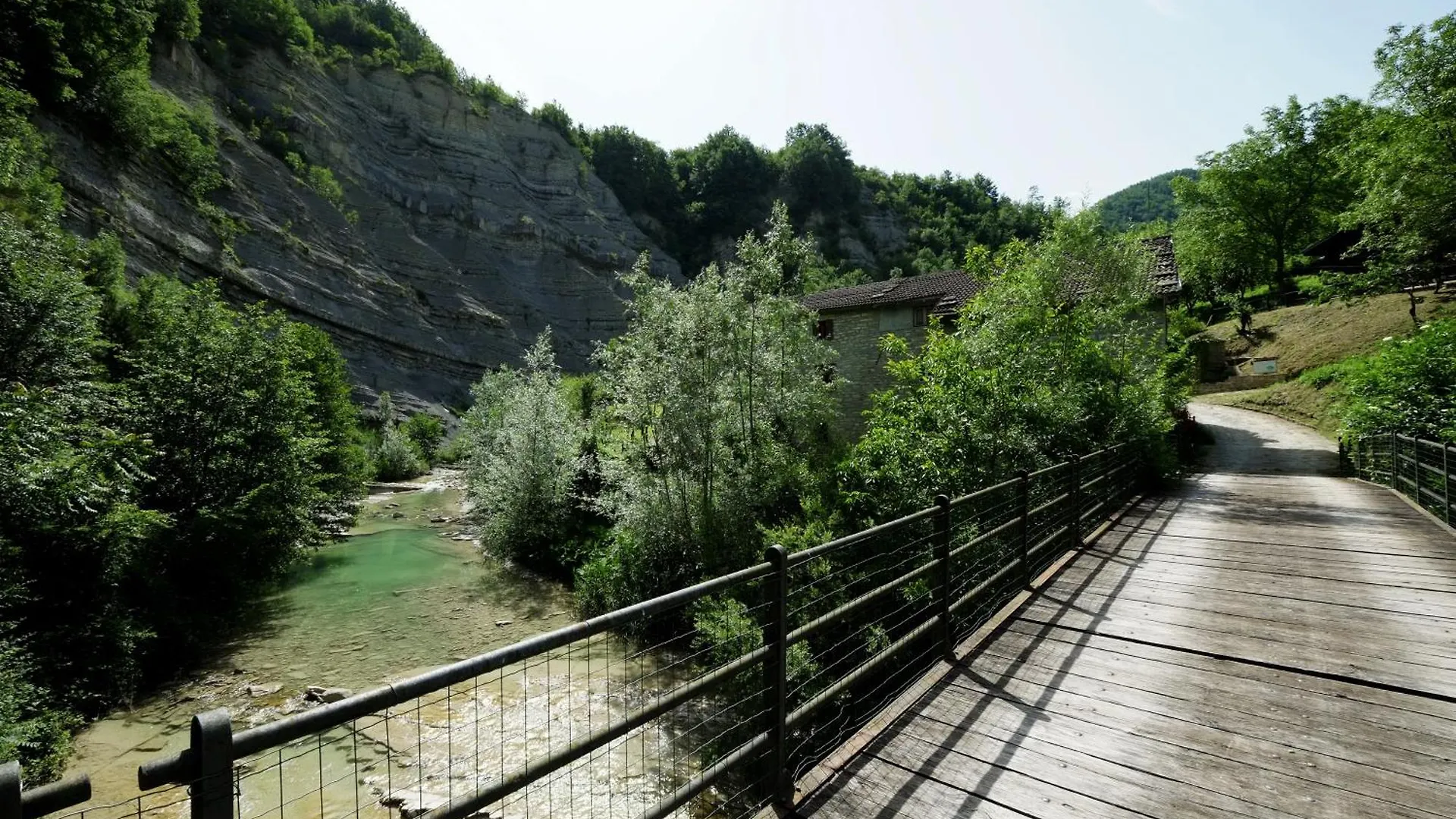 Farm stay Agriturismo Mulino Di Culmolle Raggio Italy